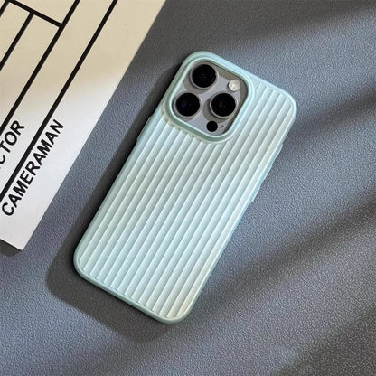 Etui na iPhone'a z Ochroną Wojskową – Lekkie i Ultracienkie z Teksturą 8