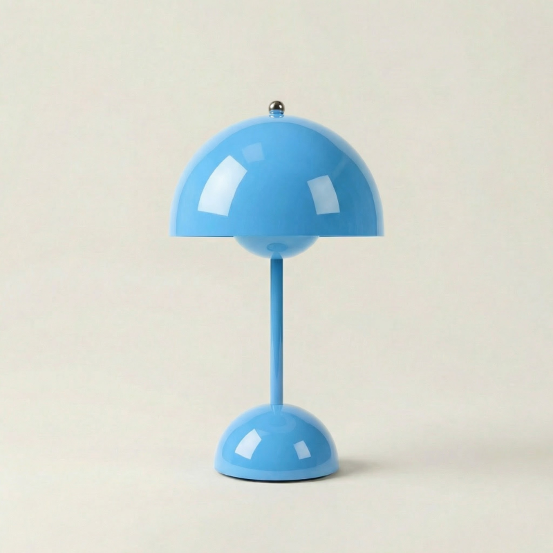 Dome – klasyczna półkolista lampa stołowa